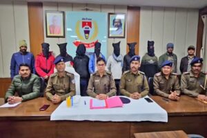 “पीपराकोठी पुलिस द्वारा उत्पादन मामले में फरार समेत सात आरोपियों की गिरफ्तारी”“पूर्वी चंपारण के पीपराकोठी थाना क्षेत्र में पुलिस की बड़ी कार्रवाई”

“उत्पादन केस में सात आरोपी गिरफ्तार, पीपराकोठी पुलिस की सख्ती”

“पीपराकोठी में पुलिस छापेमारी के बाद आरोपियों को जेल भेजा गया”