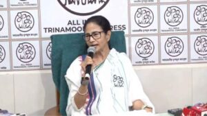 चुनाव आयोग पर BJP के दबाव में काम करने का आरोप, Mamata Banerjee का बयान !