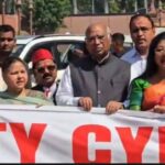 LPG किल्लत को लेकर विपक्ष का संसद परिसर में विरोध, सरकार की विदेश नीति पर उठाए सवाल !