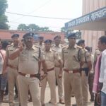 तेज रफ्तार कार का कहर: तीन स्कूली बच्चों को रौंदा, हालत गंभीर।