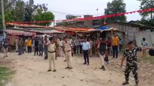 स्लग– भारत- नेपाल सीमा पर बुलडोजर का प्रहार- नो-मैन्स लैंड में दशकों पुराना अतिक्रमण ध्वस्त !