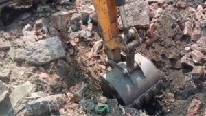 झरिया में हरियाली पर वार: अजमेरा ग्राउंड में दिनदहाड़े पेड़ों की अवैध कटाई !