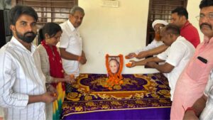 बिहार विधानसभा के पूर्व अध्यक्ष सह बिहार कांग्रेस के पूर्व अध्यक्ष स्वर्गीय मोहम्मद हिदायतुल्लाह खान की 19 वी पुण्यतिथि धूमधाम से मनाई गई !