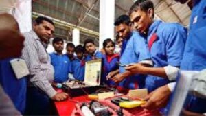 युवाओं के लिए रोजगार बढ़ाने पर सरकार का बड़ा फोकस, स्किल डेवलपमेंट पर जोर !