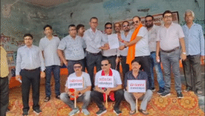ऑनलाइन दवा कारोबार के विरोध में धनबाद की 1500 दवा दुकानें बंद, हेल्पलाइन नंबर जारी