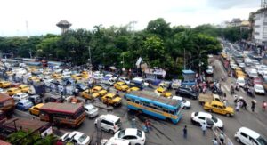 ट्रैफिक जाम और प्रदूषण से निपटने के लिए नई परिवहन योजनाओं पर जोर !