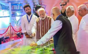 आज विकास योजनाओं की समीक्षा करेंगे प्रधानमंत्री Narendra Modi !