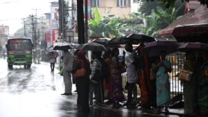 मानसून की रफ्तार तेज, कई इलाकों में भारी बारिश की संभावना !