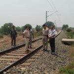 दुकान खोलने निकला युवक, रेलवे ट्रैक पर मिला शव, जांच में जुटी पुलिस