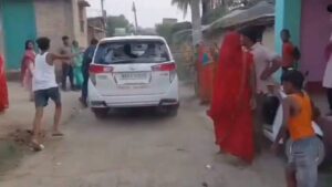 सड़क हादसे में मृत युवक के परिजनों से मिले राष्ट्रीय नाय महासभा के पदाधिकारी,