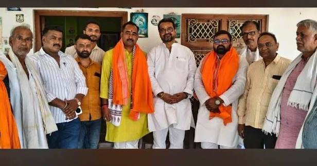 सलेमपुर में योगेश्वर सिंह का कार्यकर्ता सम्मेलन, 2027 चुनाव लड़ने की उठी मांग
