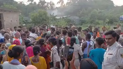 ठाहर गांव में मंत्री अरुण शंकर प्रसाद पर हमला, एसपी-डीएसपी ने संभाला मोर्चा