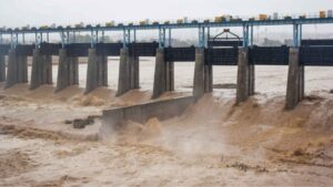 देशभर में फिर सक्रिय हुआ मानसून, कई राज्यों में भारी बारिश का अलर्ट !