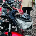 नालंदा में भीषण सड़क हादसा, बस और बाइक की टक्कर में युवक की मौत, दो घायल