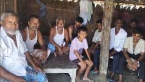 नेपाल में बाढ़-मलबे की तबाही, चनपटिया के तीन मजदूर 5 दिन से लापता; परिजनों का रो-रोकर बुरा हाल