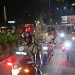 जमशेदपुर में पुलिस का सघन गश्ती अभियान, गलियों से चौक-चौराहों तक निगरानी तेज !