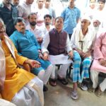 शिक्षक शमशाद हत्याकांड के बाद सियासत तेज, राजद नेताओं ने परिजनों से की मुलाकात