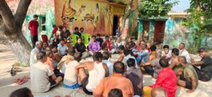 बगहा के वार्ड-25 में दुर्गा पूजा को लेकर समिति की बैठक, भव्य आयोजन की बनी रणनीति