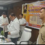 अमर शहीद कवि कैलाश के शहादत दिवस पर श्रद्धांजलि सभा, अधिकारियों ने दी पुष्पांजलि