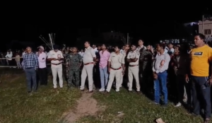 बड़ा जमुआ में 50 फीट ऊंचे रावण का दहन, जय श्रीराम के नारों से गूंजा मैदान