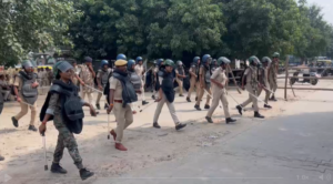 दरोगा अभ्यर्थियों का प्रदर्शन, मुख्यमंत्री आवास घेराव की तैयारी; गांधी मैदान में भारी पुलिस बल तैनात