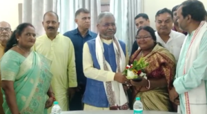 निजी कार्यक्रम में मैथन पहुंचे नेता प्रतिपक्ष बाबूलाल मरांडी, अवैध कोयला खनन को लेकर सरकार पर उठाए सवाल