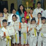 धनबाद में 25 कराटे खिलाड़ियों ने दी कलर बेल्ट परीक्षा, पंच-किक और सेल्फ डिफेंस में दिखाया दम