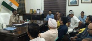सड़क हादसों में घायलों की जान बचाने के लिए धनबाद पुलिस की पहल, हाईवे के पेट्रोल पंपों पर मिलेगी प्राथमिक उपचार की सुविधा